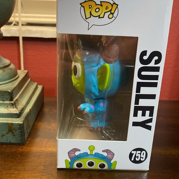 Funko Pop! Sully 769 of Monsters Inc. Toy Story - Picture 3 of 3